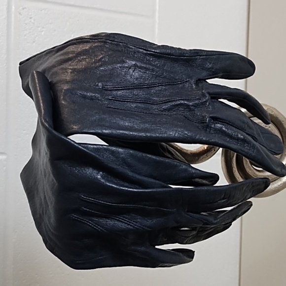 Genuine Soft Supple Thin Leather Driving Gloves Top Detail Dark Nay Blue - Picture 7 of 11